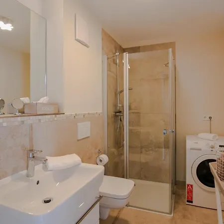 In Der Schlossstrasse *